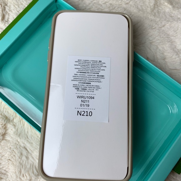 Kate Spade breezy floral ditsy iPhone XS MAX case - Picture 3 of 4